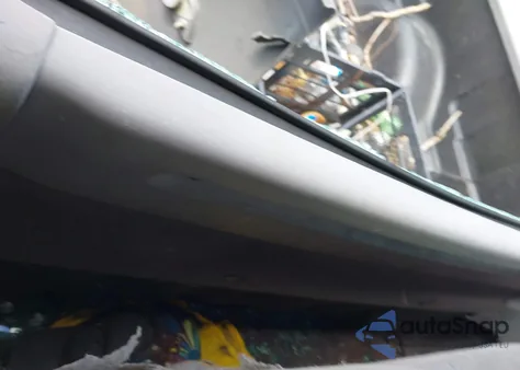 1999 Ford F-150 Lariat/Work Series/Xl/Xlt z USA, uszkodzony, nr VIN 1FTRF17W9XNB47565